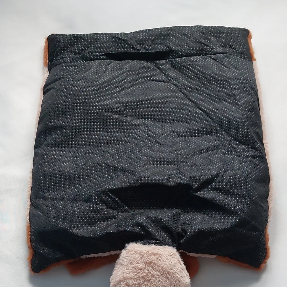 Plush Dog‎ Blanket with Brown Accents